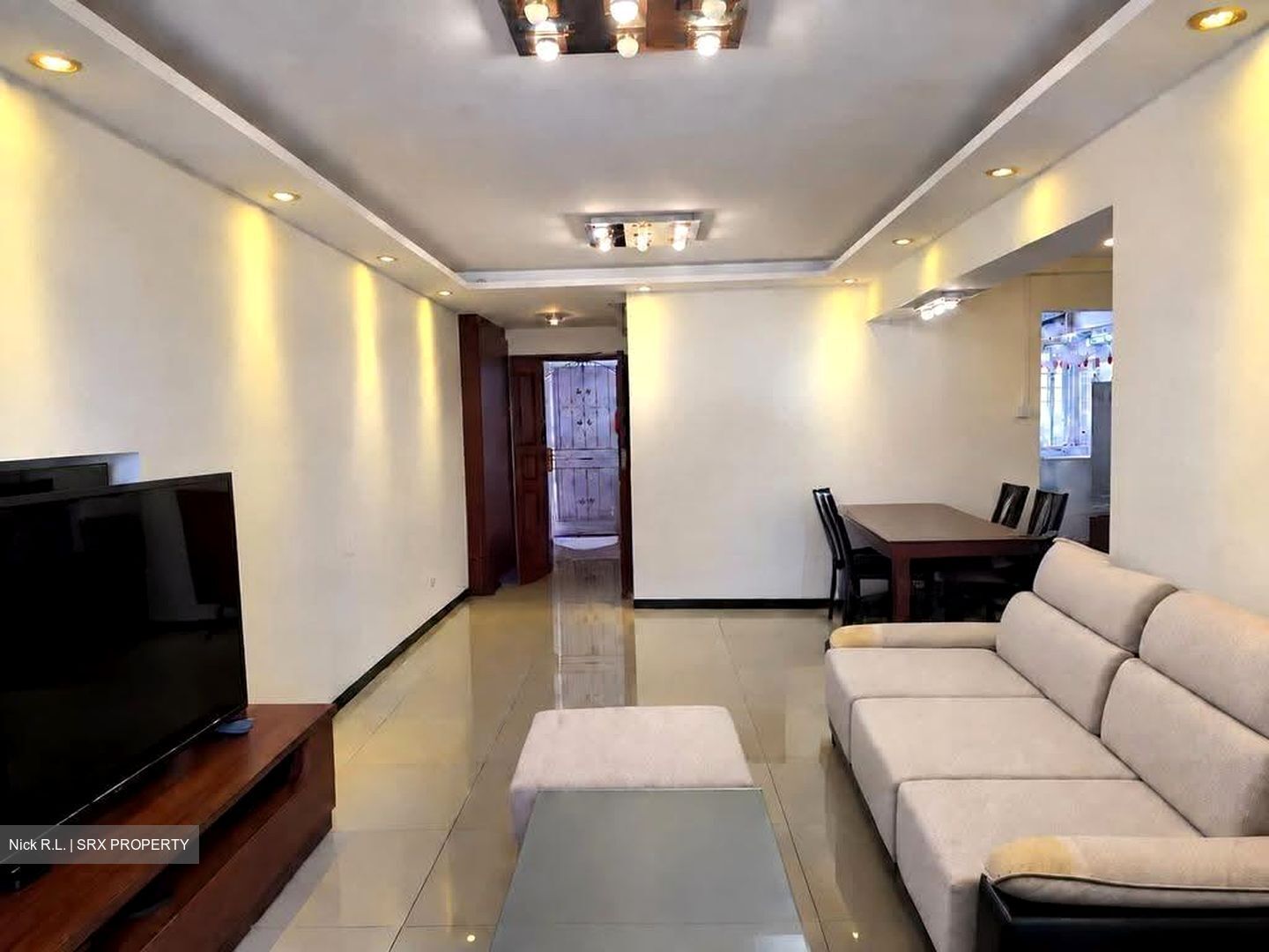 Blk 942 Hougang Street 92 (Hougang), HDB 5 Rooms #629316521